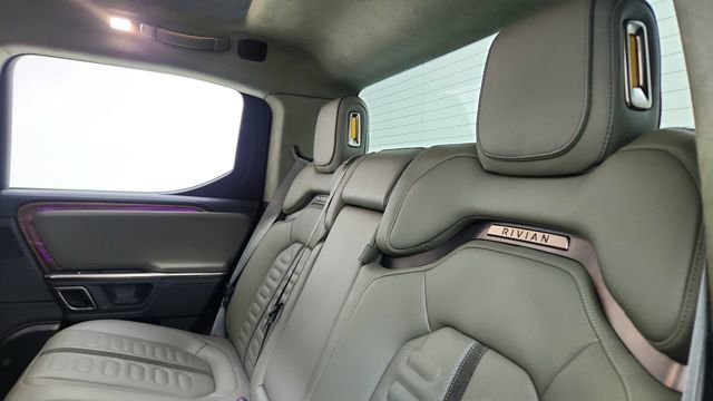 Used 2024 Rivian R1T Adventure AWD/4WD image 30