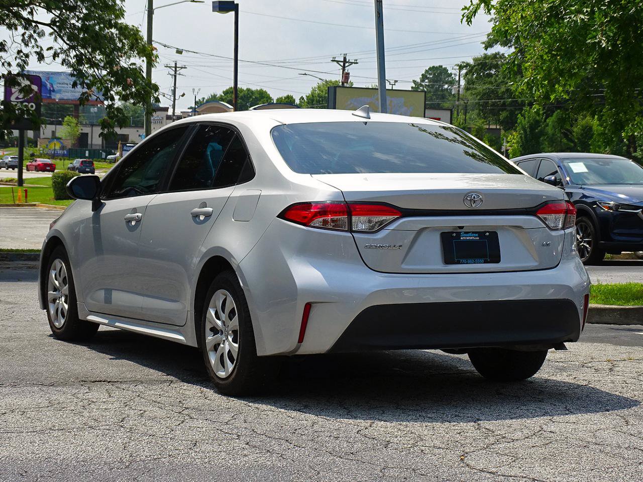 Used 2023 Toyota Corolla LE FWD image 14