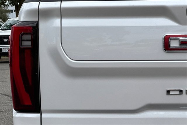 Used 2025 GMC Sierra 3500 Denali image 50