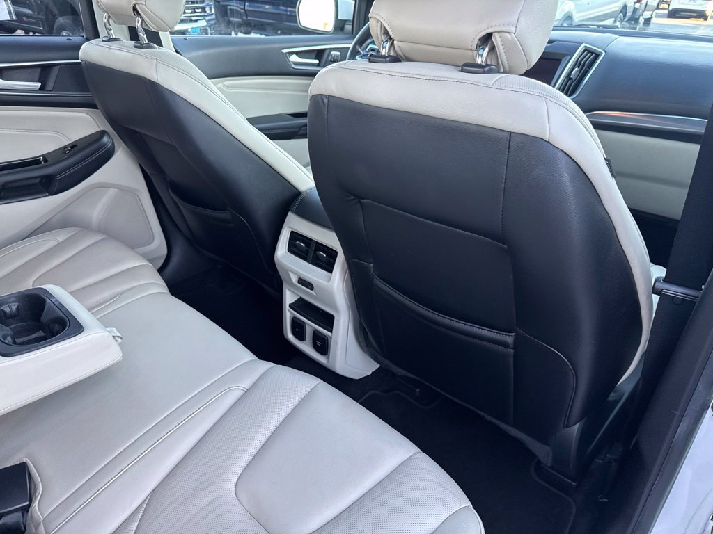 Certified 2017 Ford Edge Titanium w/ Equipment Group 301A FWD image 41