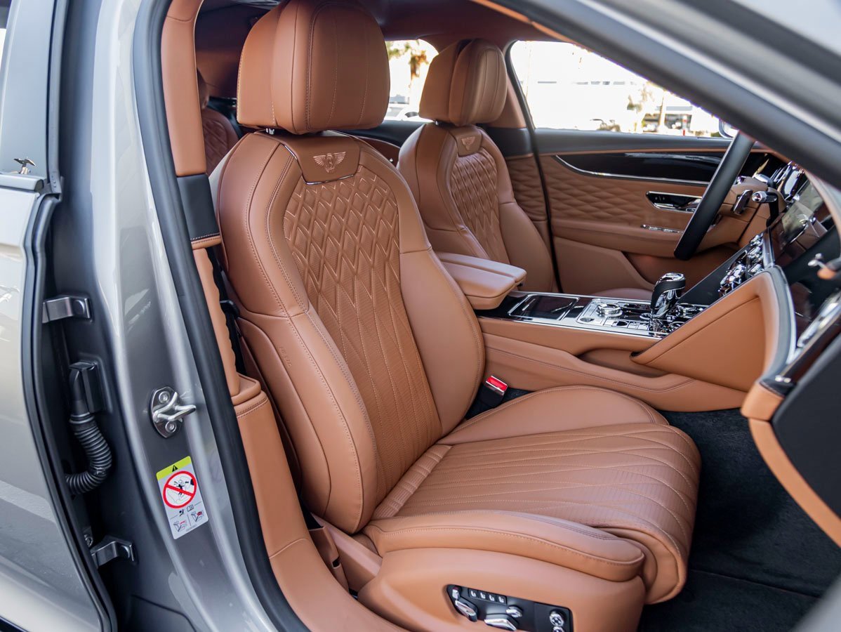 Certified 2021 Bentley Flying Spur W12 image 29