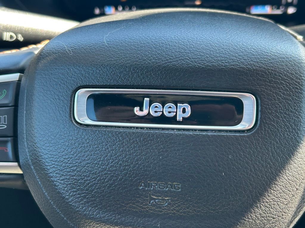 Used 2022 Jeep Compass Limited w/ (RED) Package image 40