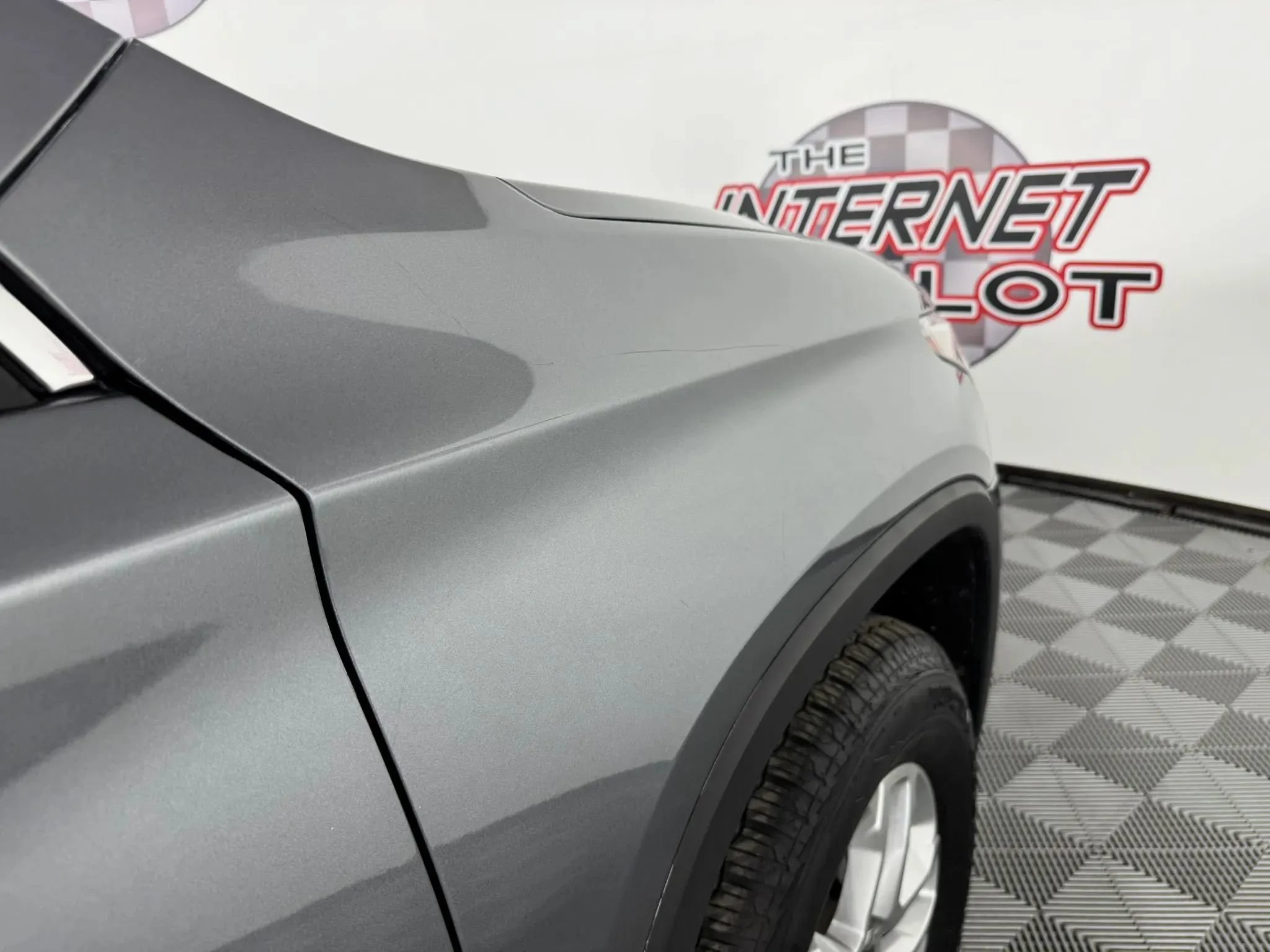 Used 2020 Chevrolet Traverse LT AWD/4WD image 32