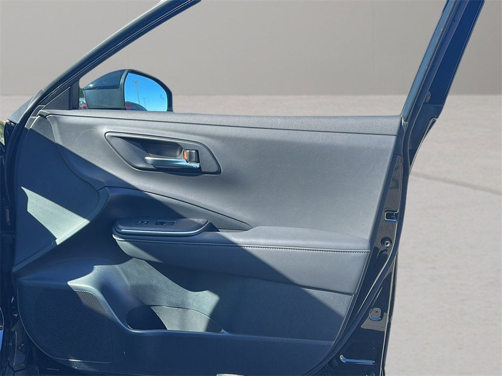 Used 2023 Toyota Crown XLE image 26