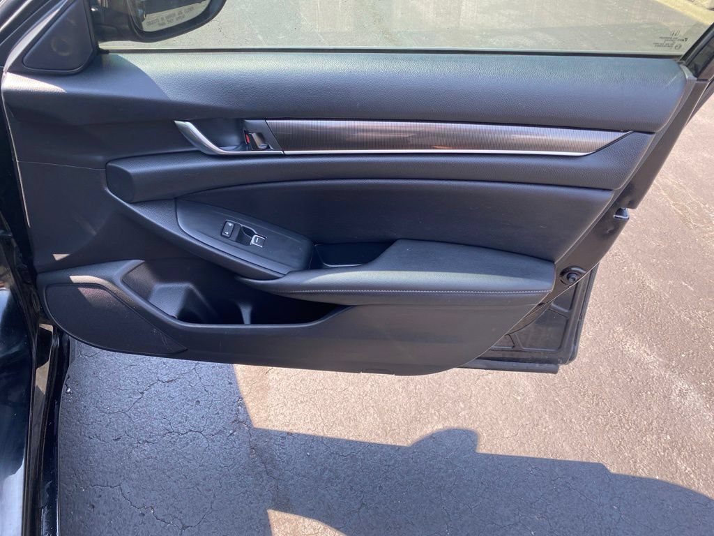Used 2020 Honda Accord Sport image 36