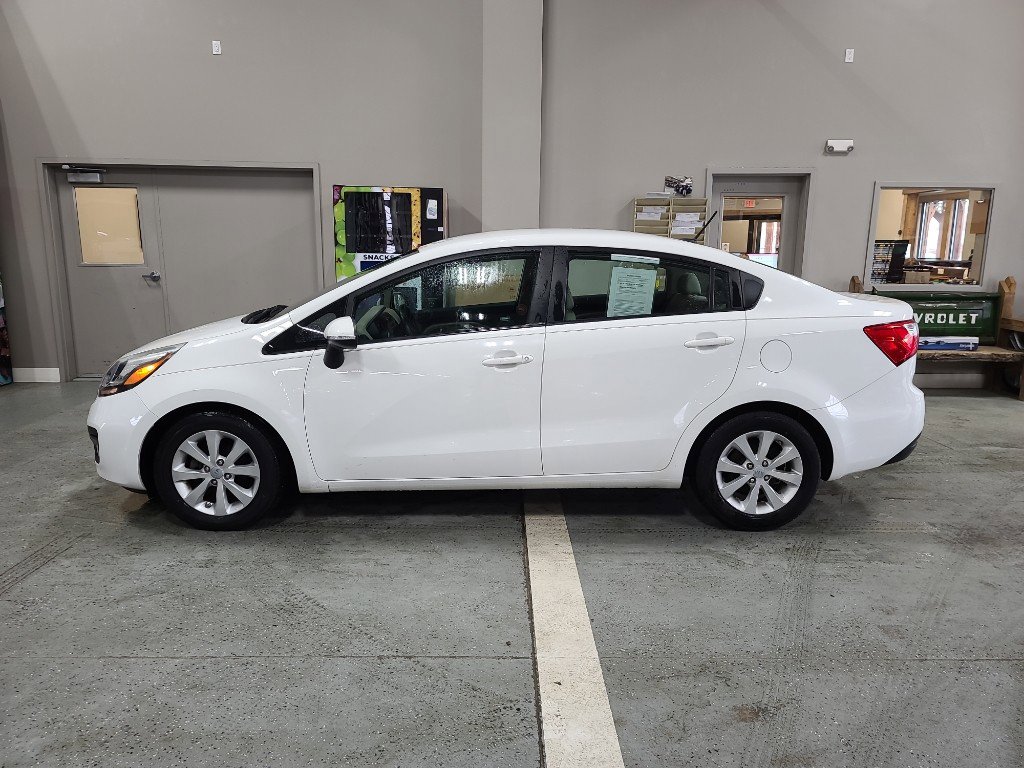 Used 2012 Kia Rio EX w/ Convenience Pkg FWD image 1