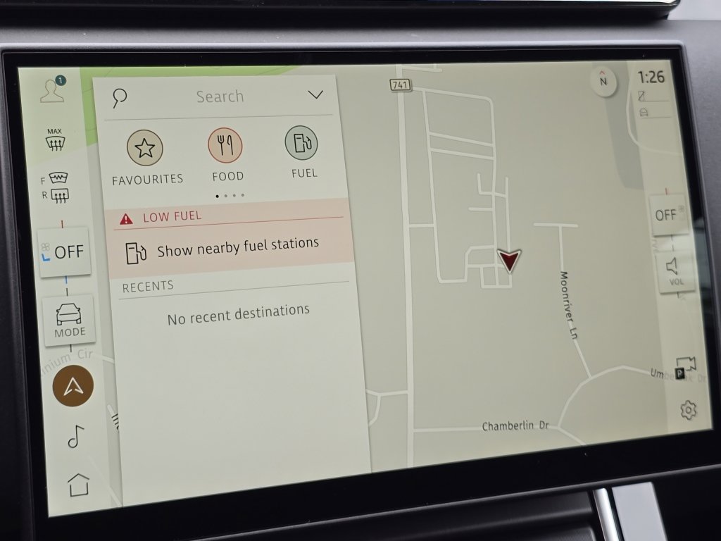 New 2026 Land Rover Range Rover Velar Dynamic SE image 5