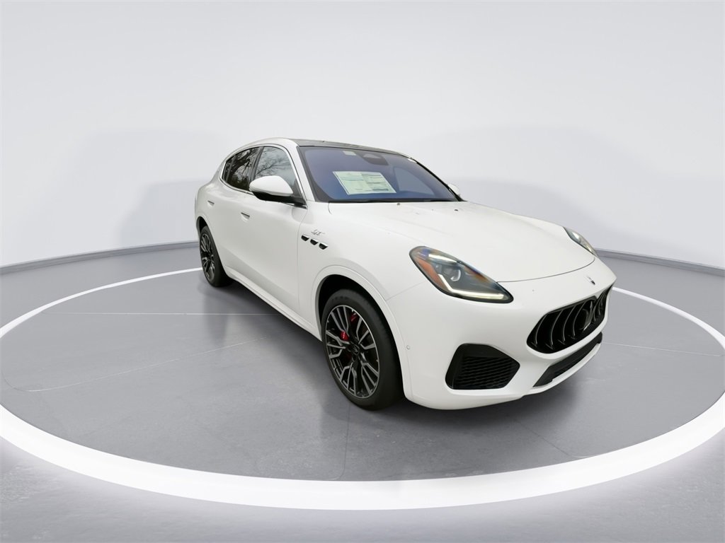 New 2024 Maserati Grecale GT image 2