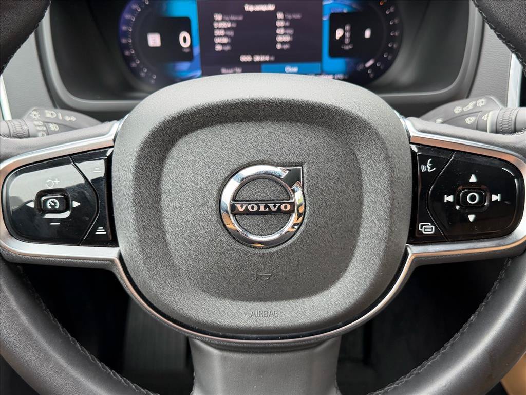Certified 2024 Volvo XC90 B6 Ultimate w/ Protection Package AWD/4WD image 18