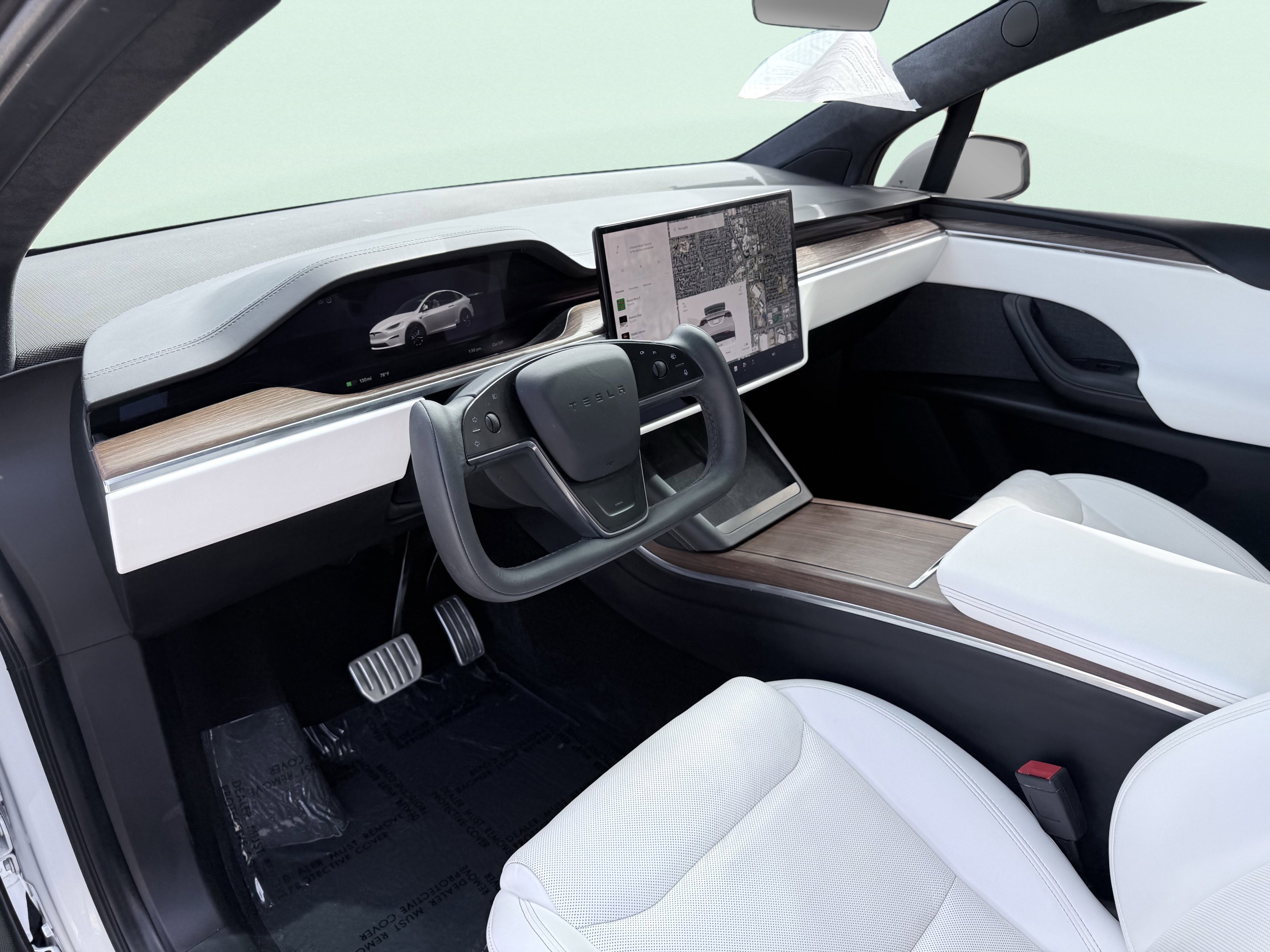 Used 2023 Tesla Model X image 34