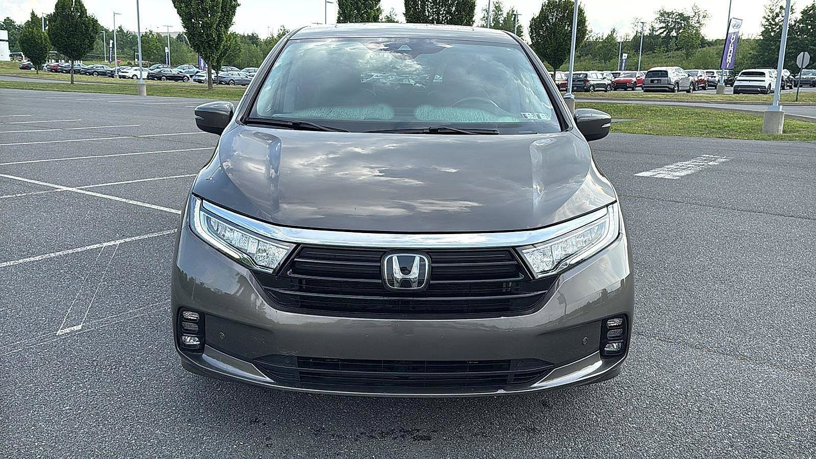Used 2023 Honda Odyssey Touring image 14