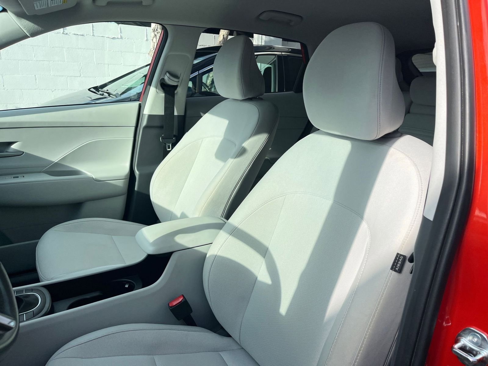 Used 2025 Hyundai Kona SEL image 27