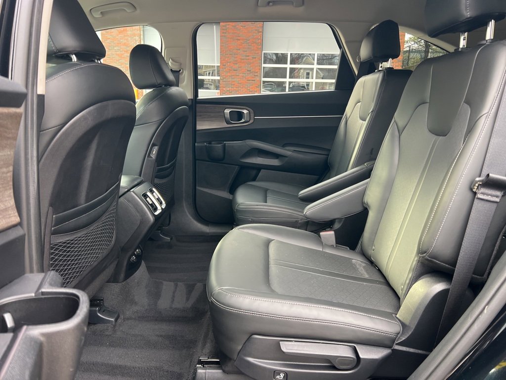 Certified 2021 Kia Sorento EX image 22