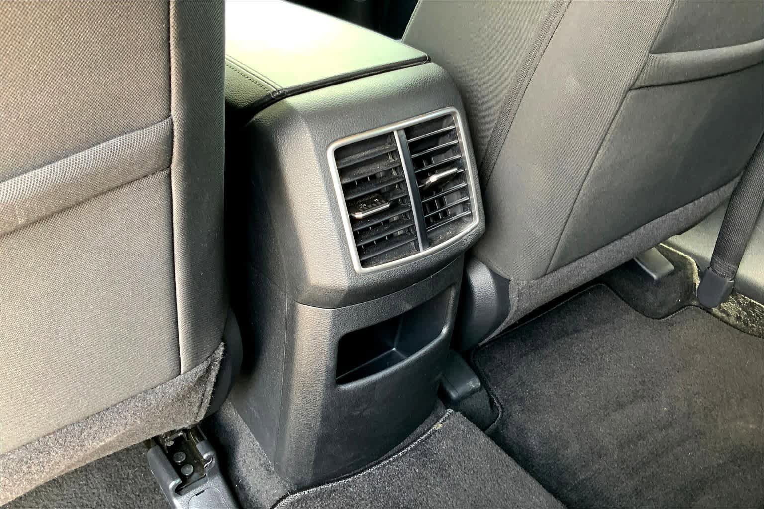 Used 2023 Kia Sportage LX image 35