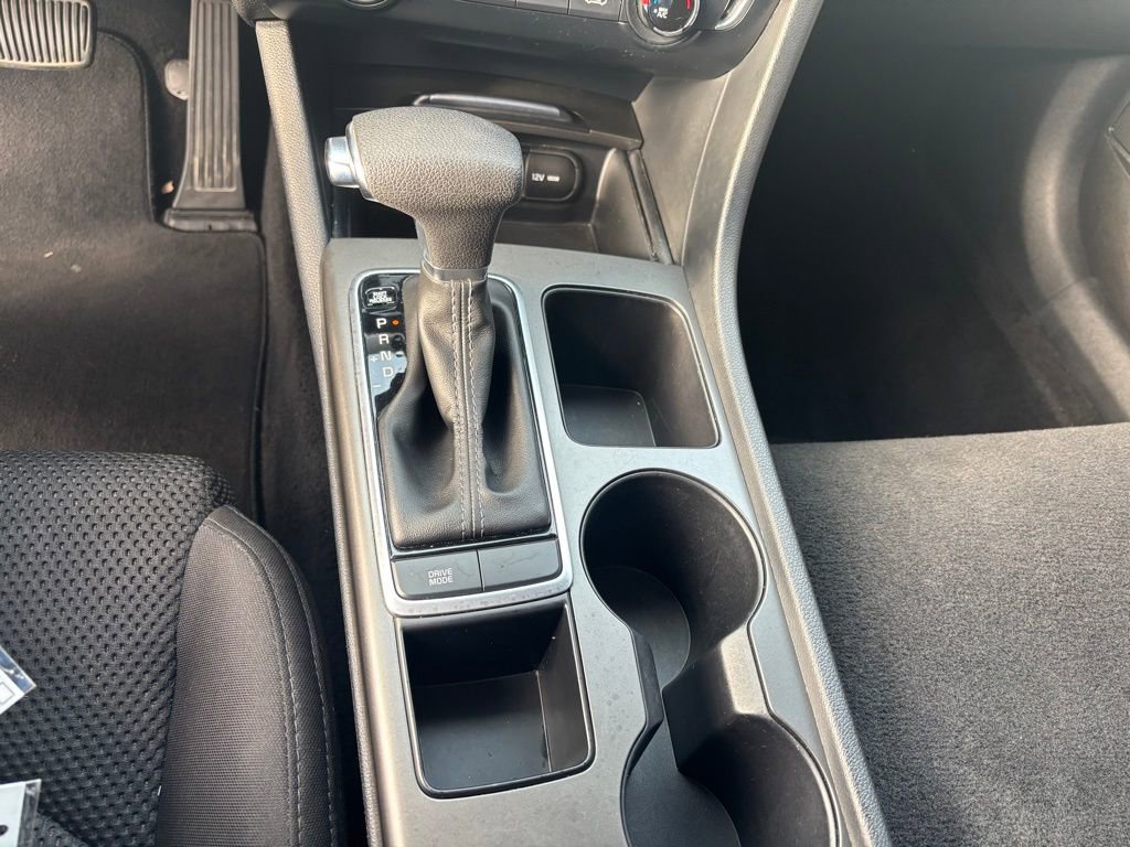 Used 2020 Kia Optima LX image 22