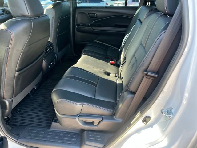 Certified 2025 Honda Passport TrailSport image 7