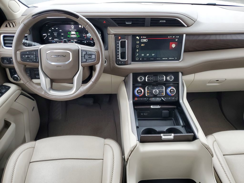 Certified 2023 GMC Yukon Denali w/ Advanced Technology Package image 26