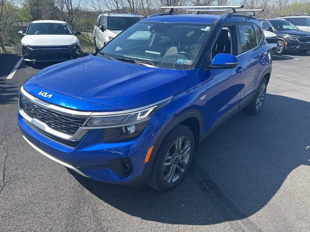 Certified 2023 Kia Seltos S AWD/4WD image 3