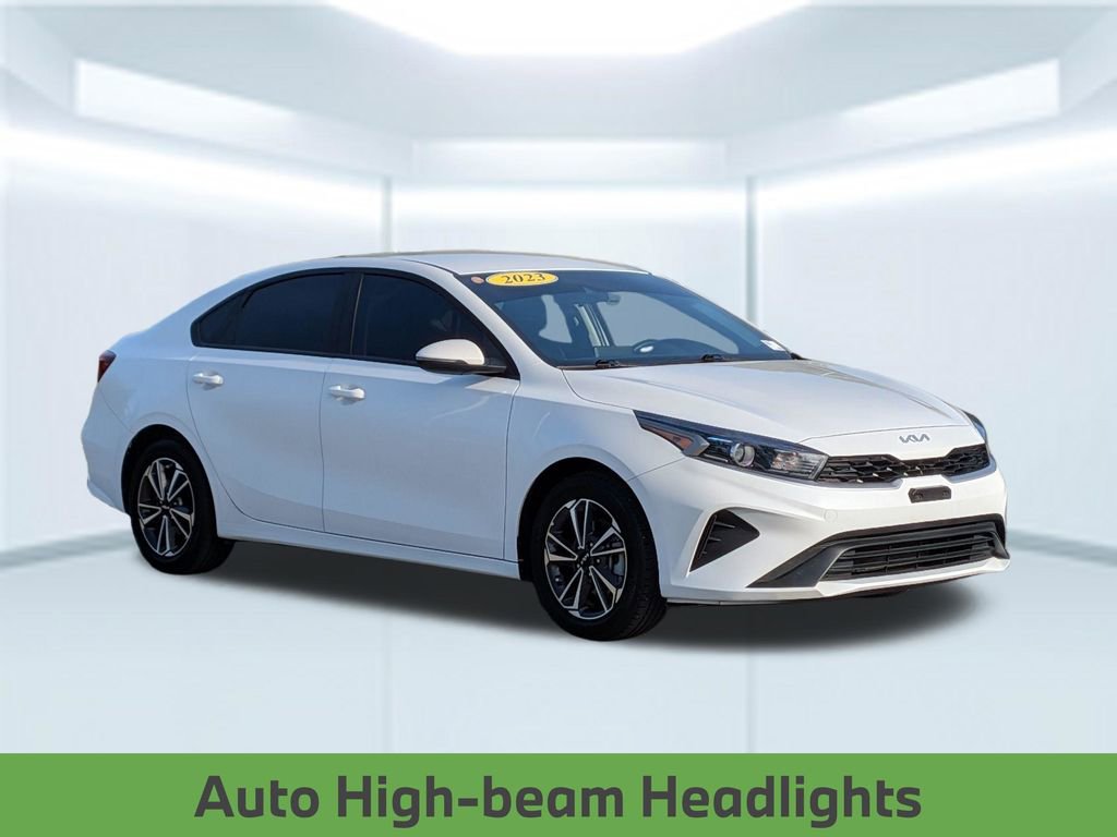 Used 2023 Kia Forte LXS w/ LXS Technology Package FWD image 10