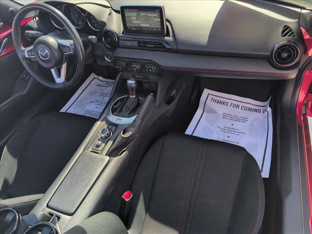 Used 2016 MAZDA MX-5 Miata Club RWD image 17