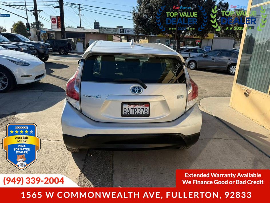 Used 2017 Toyota Prius C Three FWD image 12