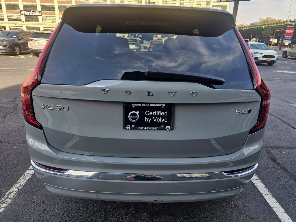 Certified 2026 Volvo XC90 B6 Plus w/ Protection Package AWD/4WD image 32