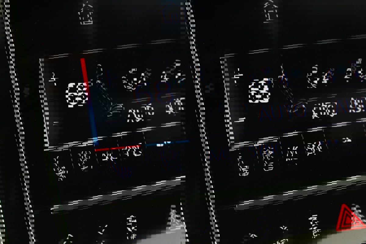 Used 2024 Audi SQ8 Premium Plus image 8