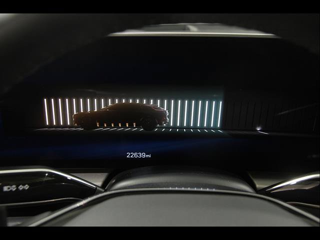 Certified 2024 Cadillac Lyriq Luxury AWD/4WD image 9