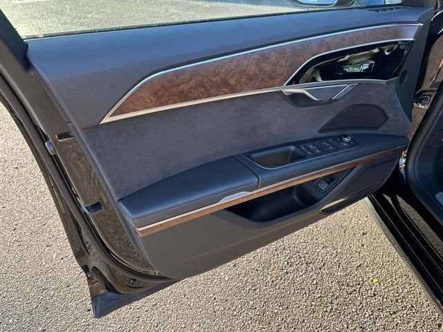 Used 2022 Audi A8 L 3.0T AWD/4WD image 19
