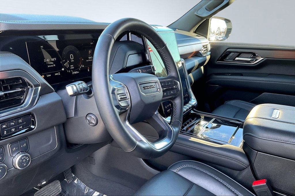Used 2025 GMC Yukon Denali image 14