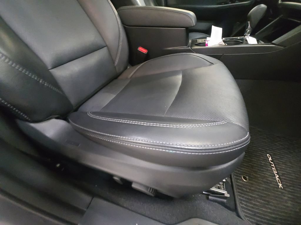 Used 2018 Subaru Outback 2.5i Limited AWD/4WD image 29