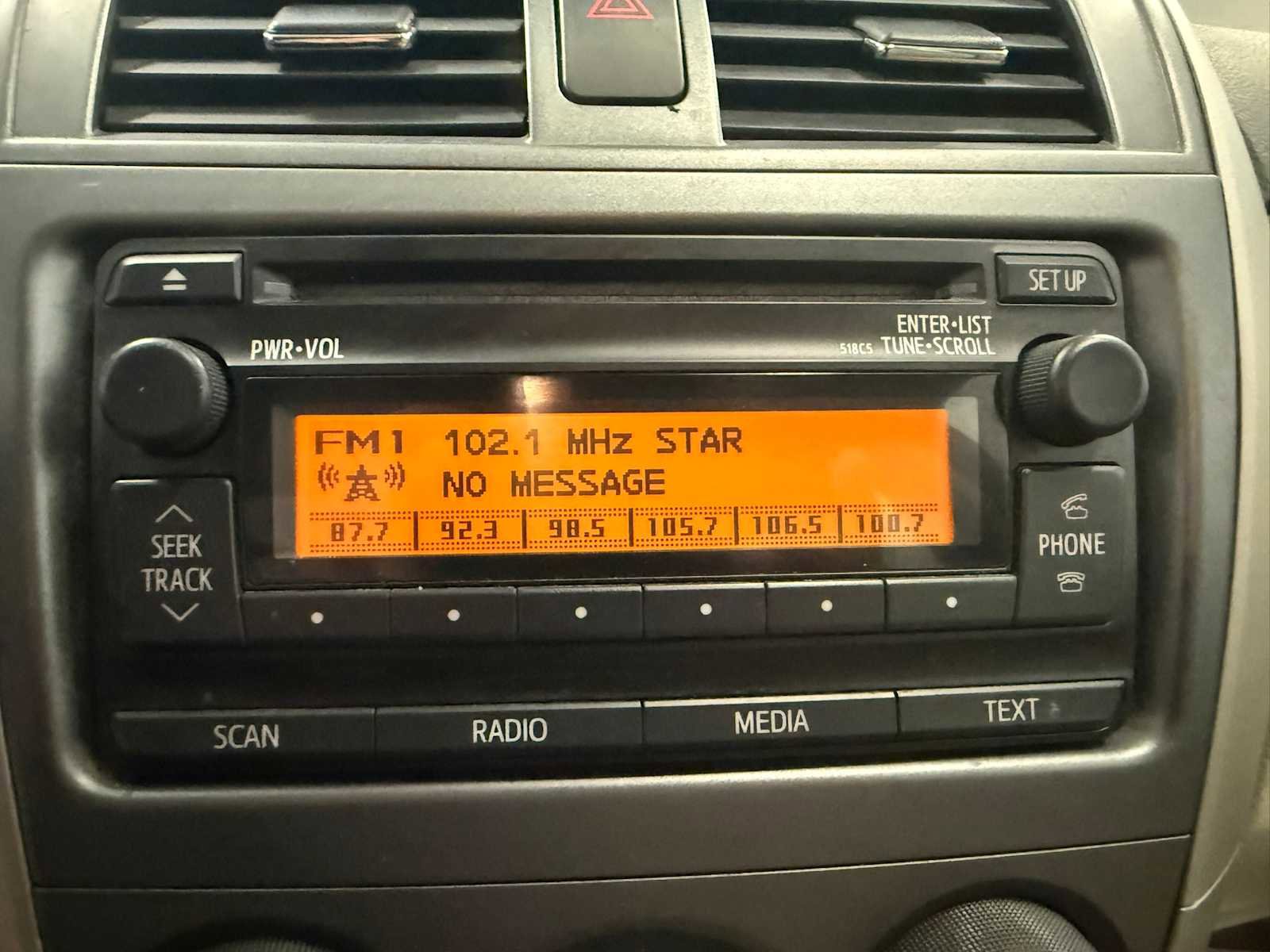 Used 2012 Toyota Corolla LE FWD image 32