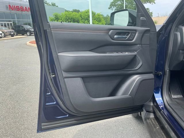 New 2025 Nissan Armada SL AWD/4WD image 11