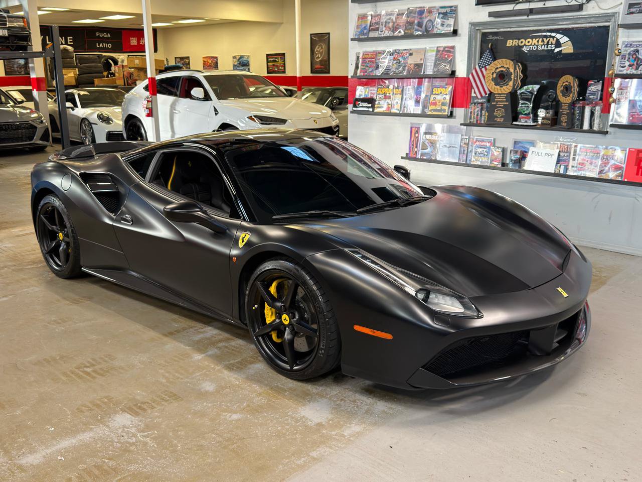 Used 2018 Ferrari 488 GTB RWD image 4