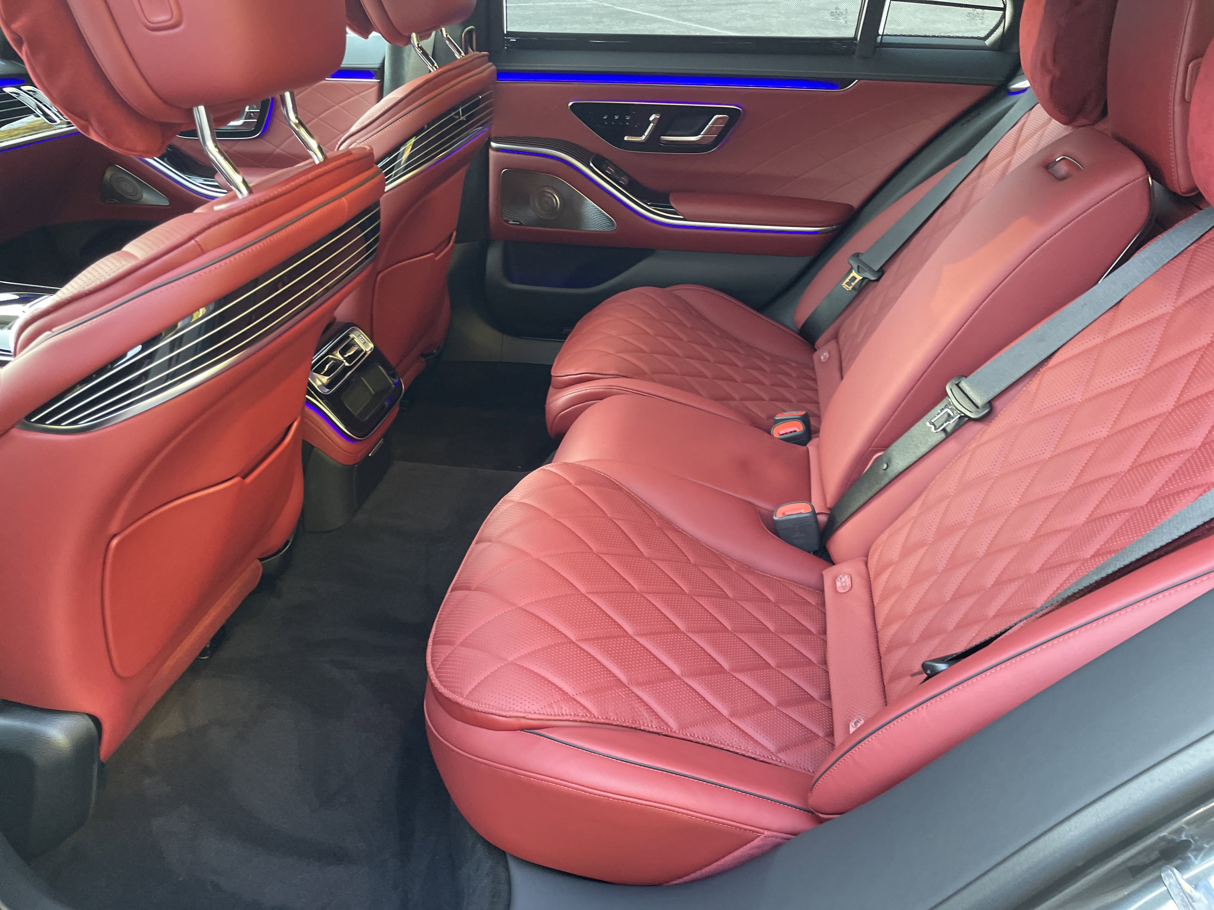 New 2026 Mercedes-Benz S 580 4MATIC Sedan image 34