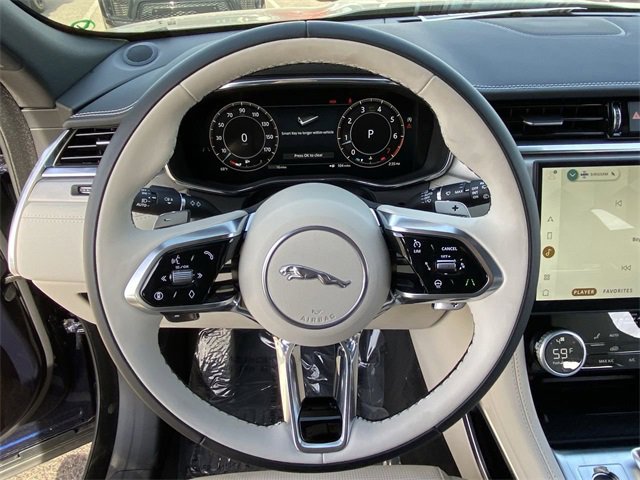 New 2025 Jaguar F-PACE R-Dynamic S image 7