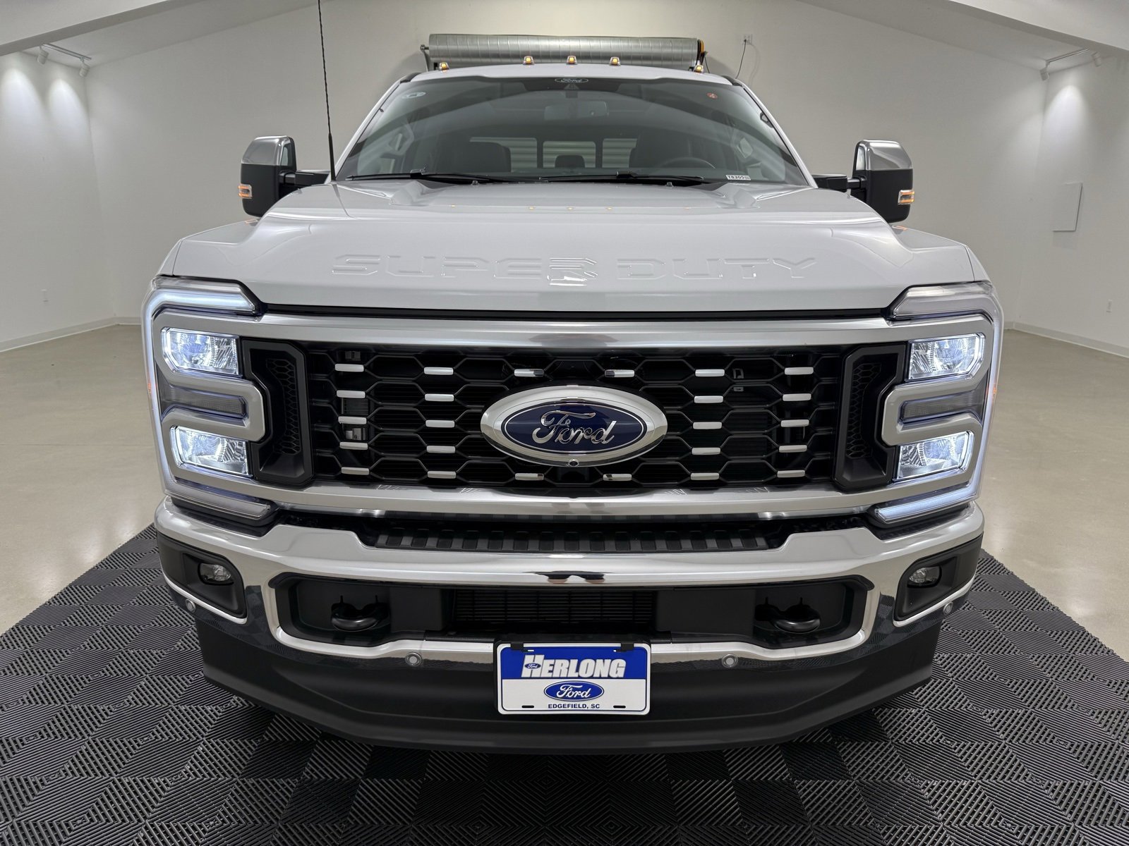 New 2025 Ford F350 Lariat w/ Lariat Ultimate Package image 2