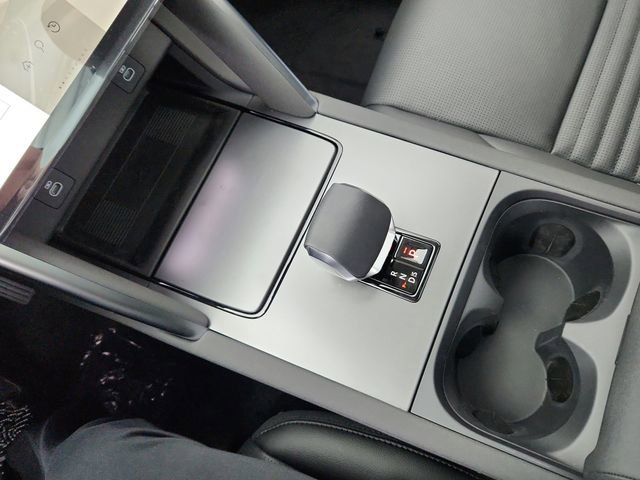 Certified 2025 Land Rover Discovery Sport S image 30