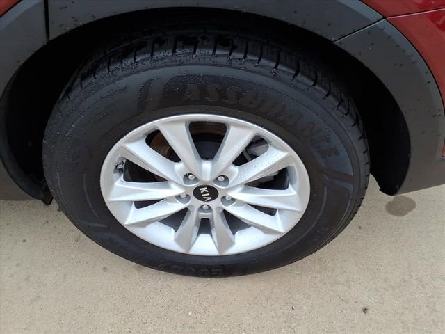 Used 2020 Kia Sorento LX image 21