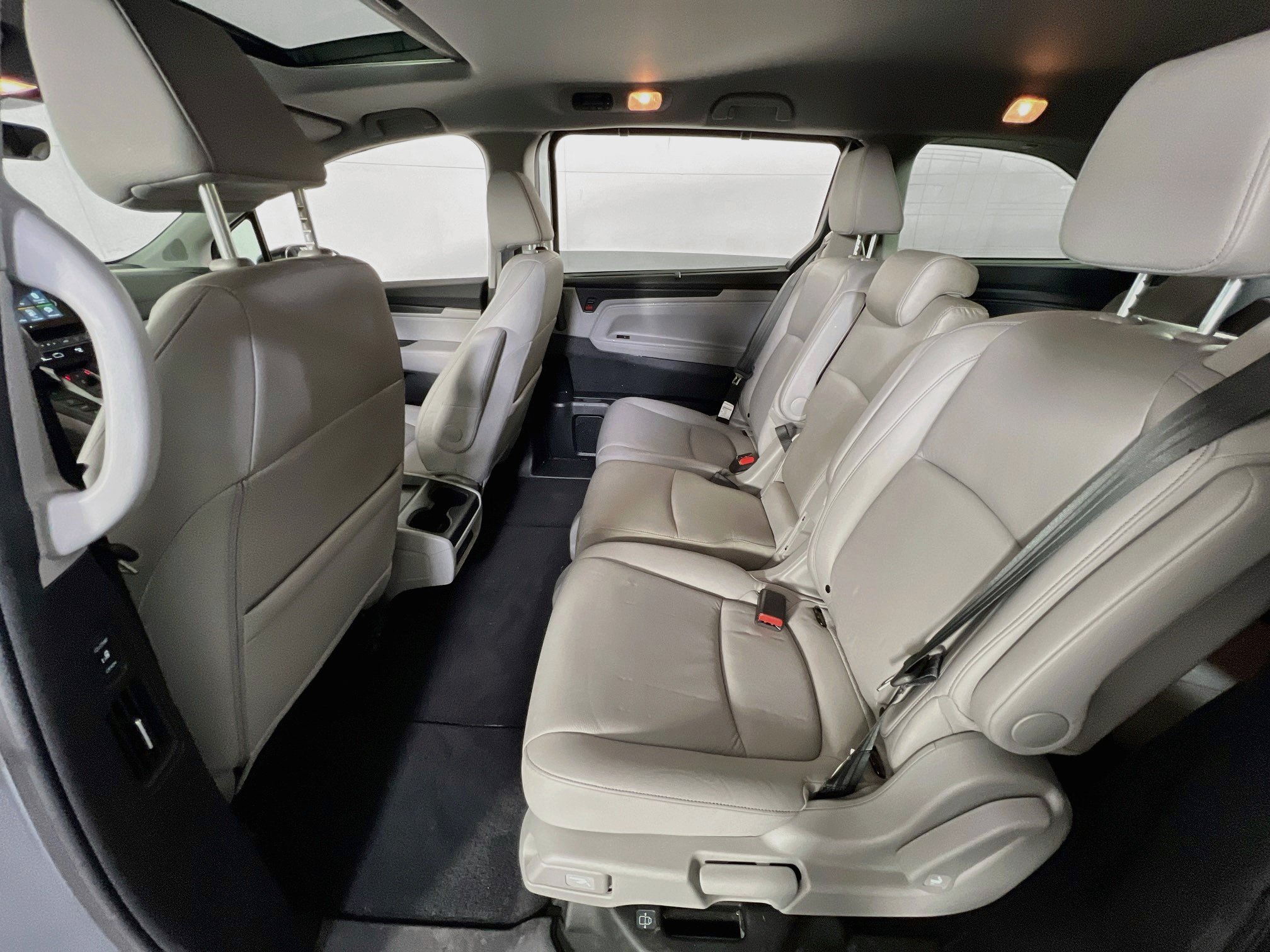 Used 2024 Honda Odyssey EX-L image 24