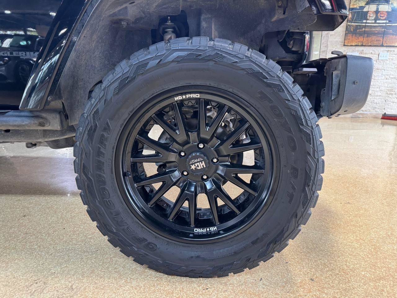Used 2018 Jeep Wrangler Sport AWD/4WD image 39