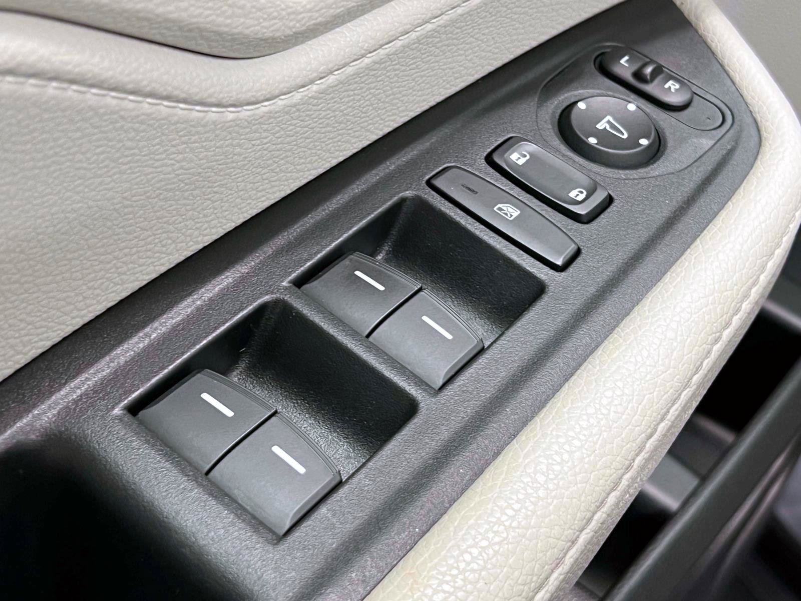 Used 2025 Honda Odyssey EX-L image 18