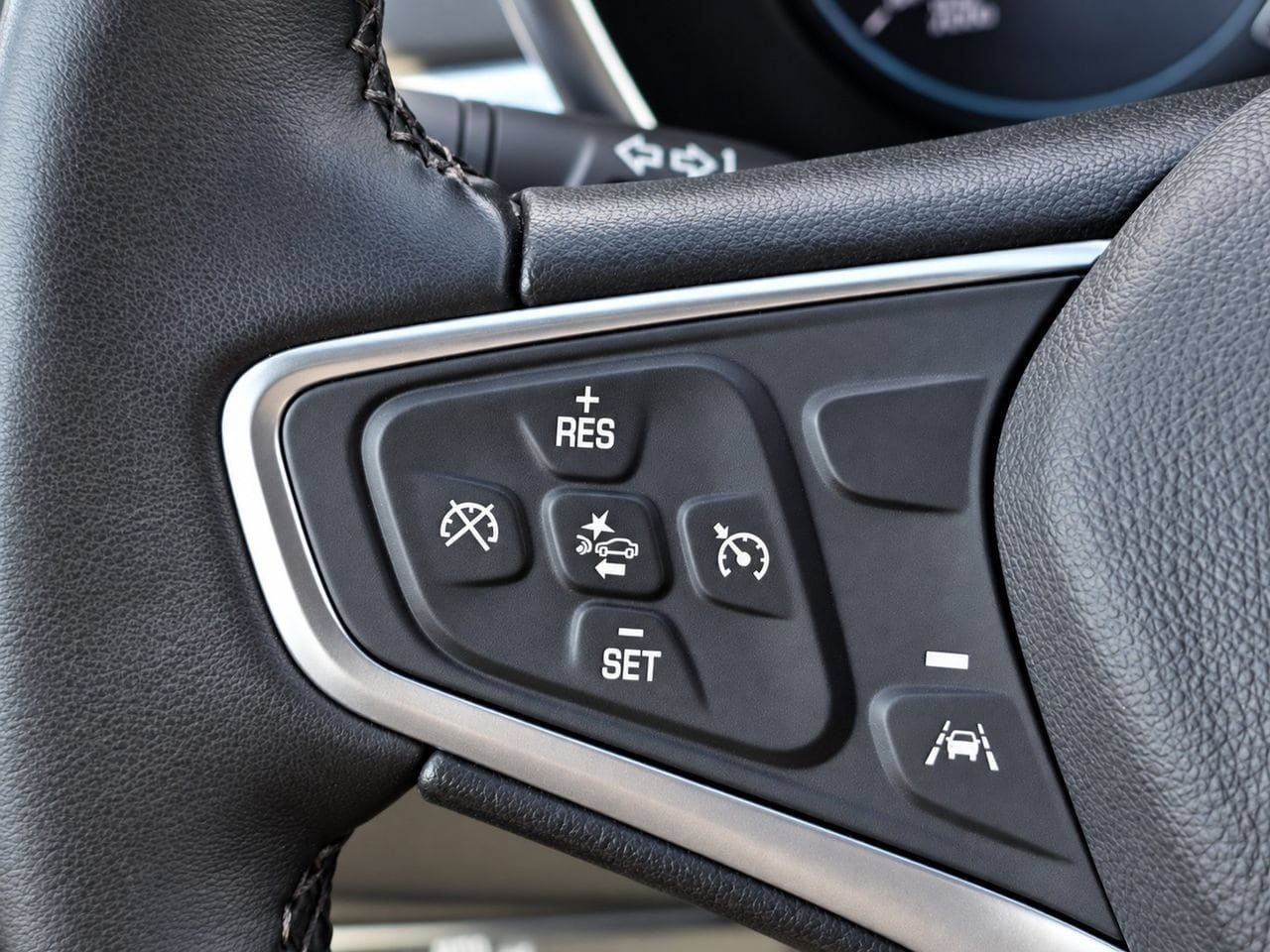Certified 2024 Chevrolet Equinox LT AWD/4WD image 24