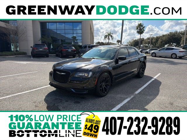 Used 2019 Chrysler 300 Touring w/ Sport Appearance Package image 1