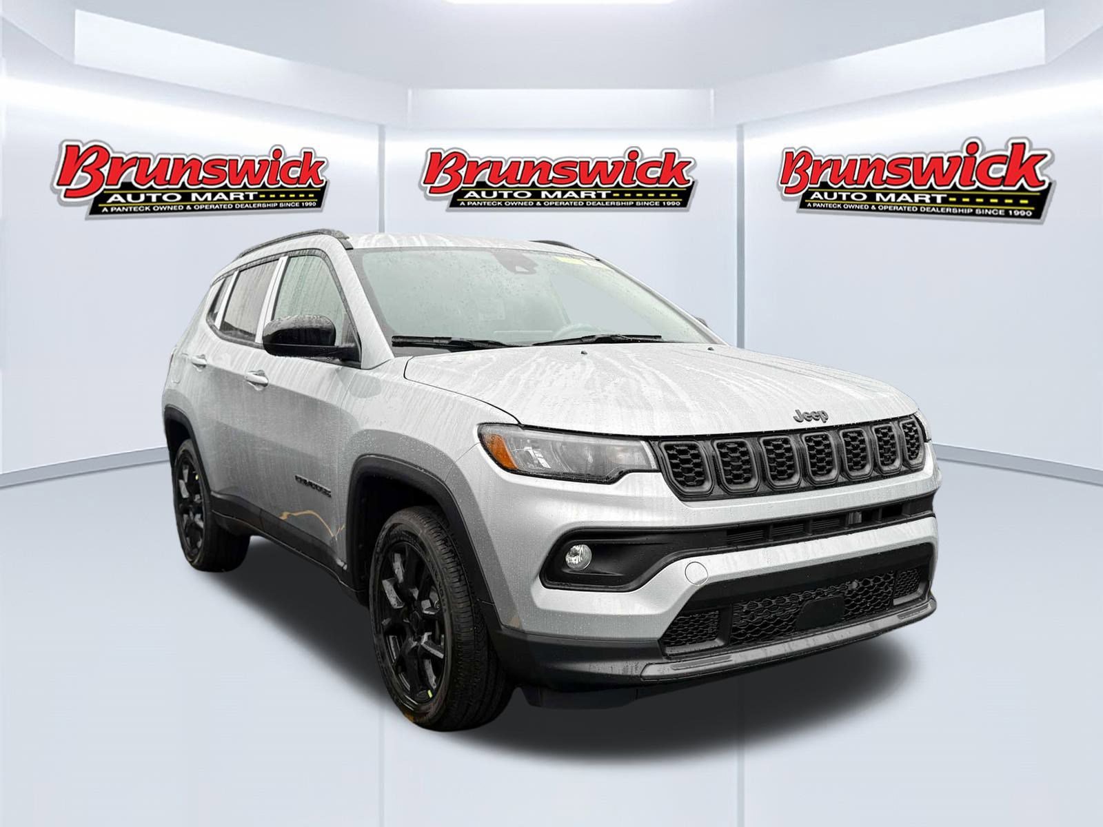 New 2026 Jeep Compass Latitude AWD/4WD image 3