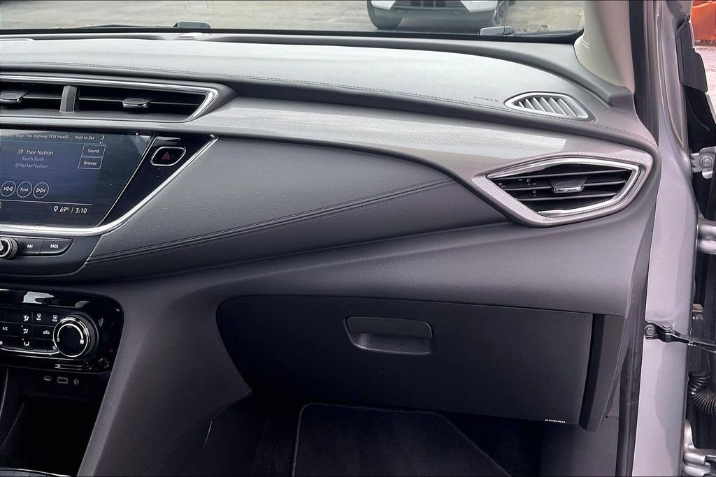 Used 2023 Buick Encore GX Preferred w/ Cold Weather Comfort Package image 15