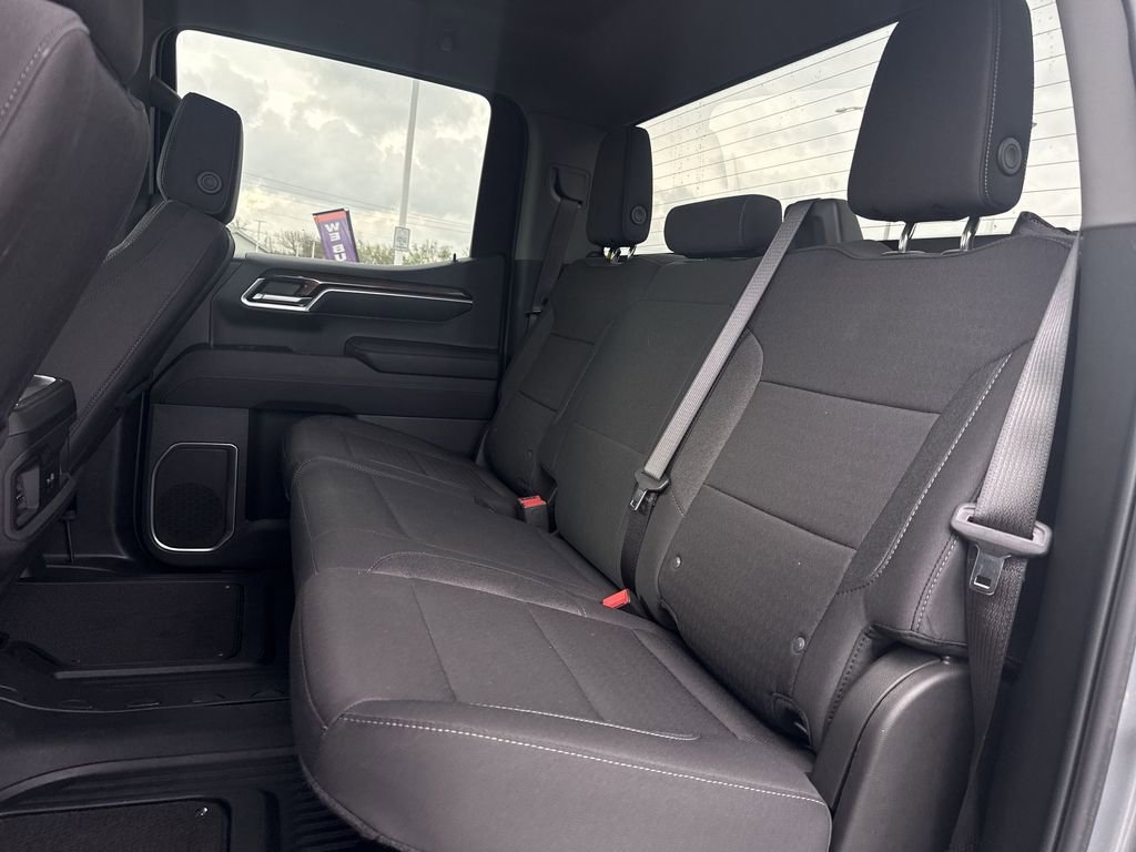 Used 2024 Chevrolet Silverado 1500 LT w/ Z71 Off-Road Package image 24