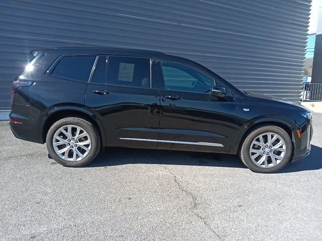 Used 2020 Cadillac XT6 Sport image 2