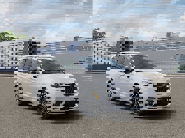 New 2026 Chrysler Pacifica Select image 30