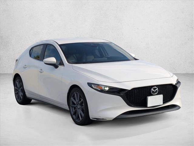 Used 2019 MAZDA MAZDA3 Hatchback w/ Preferred Package FWD image 3